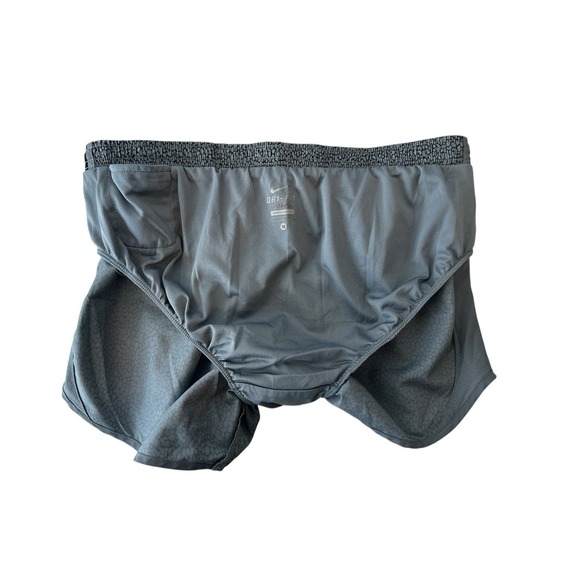 Nike Dri-Fit  Shorts Women‎ Médium Running Gym Workout Athleisure Outdoor Yoga - Picture 7 of 7